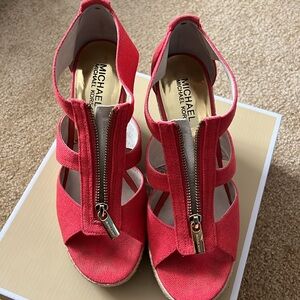 Michael Kors New in Box Damita Wedge Watermelon size 8 1/2!